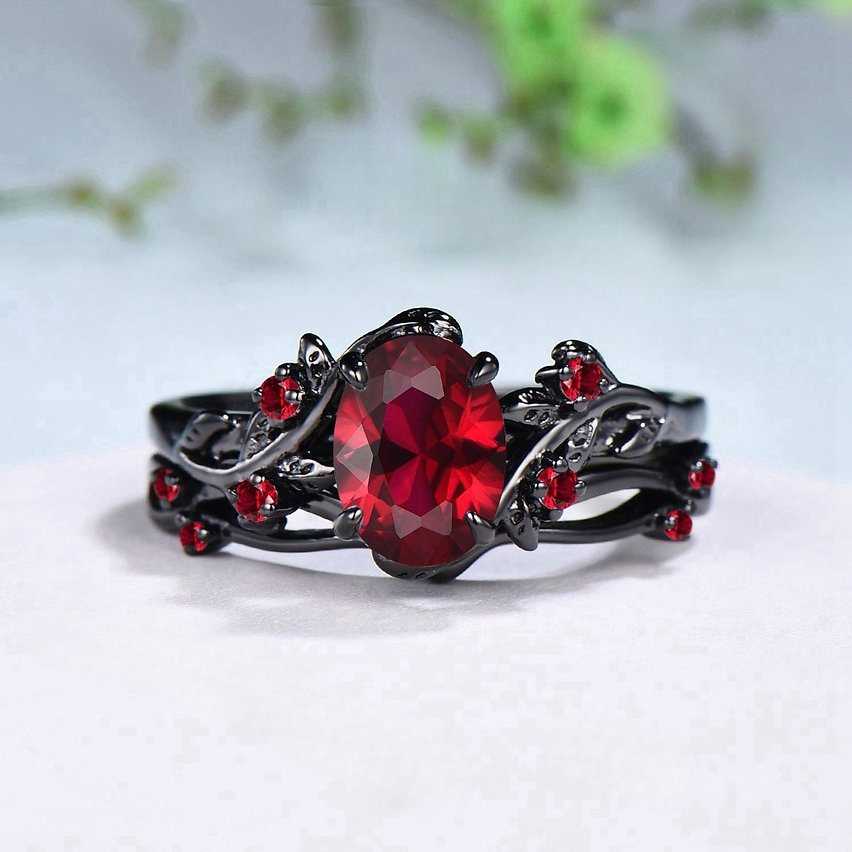 Frontal close-up of the Blood Vine Ring and its crimson centre stone